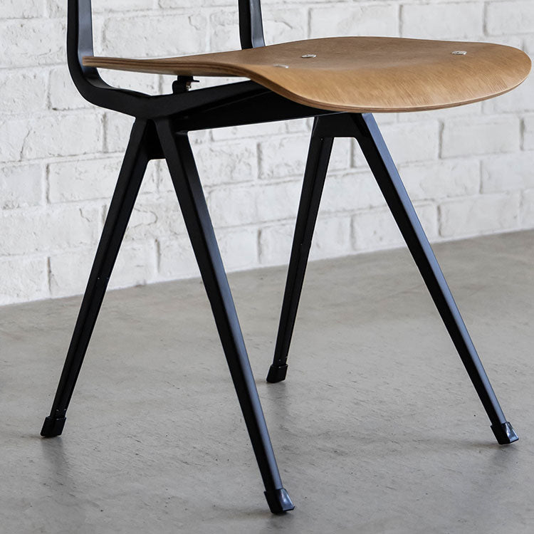 リザルト ダイニングチェア