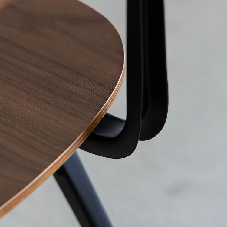 リザルト ダイニングチェア