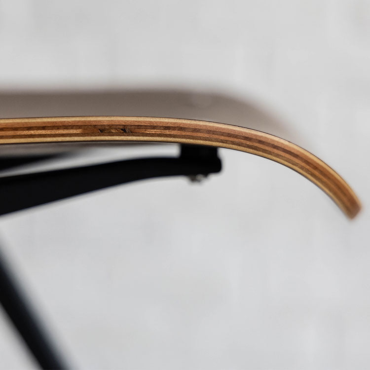 リザルト ダイニングチェア | 家具・インテリア通販サイト CRASH GATE