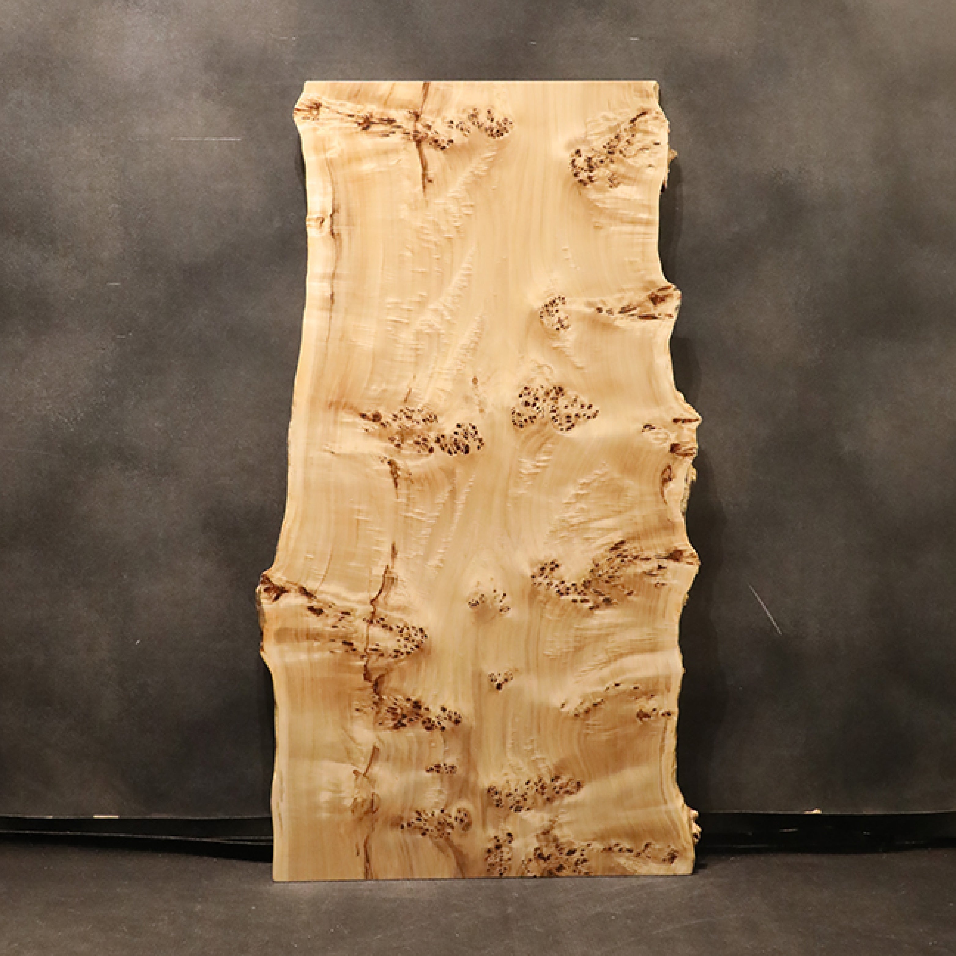 【SOLD OUT】一枚板　ポプラ(杢)　130-5　(W160cm)　ダイニングテーブル