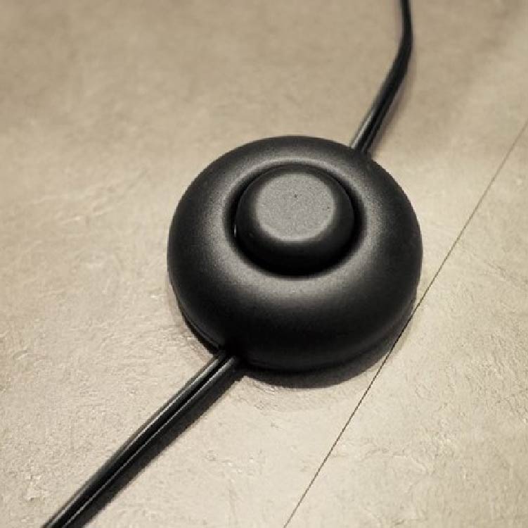 ドナ フロアランプ | 家具・インテリア通販サイト CRASH GATE