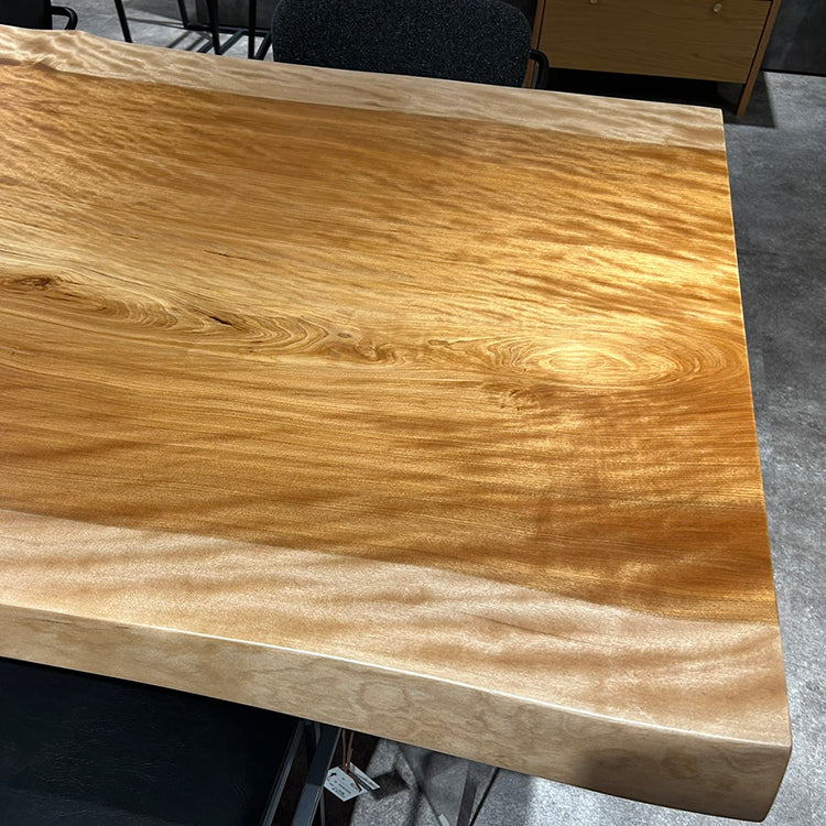 一枚板　ミズメザクラ(杢)　CN-344-2801-2-2　(W200cm)　ダイニングテーブル