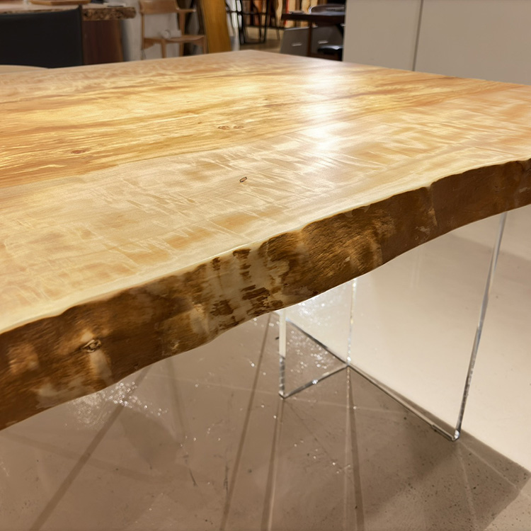 一枚板　トチ / 栃(杢)　K-HN-2302-965　(W210cm)