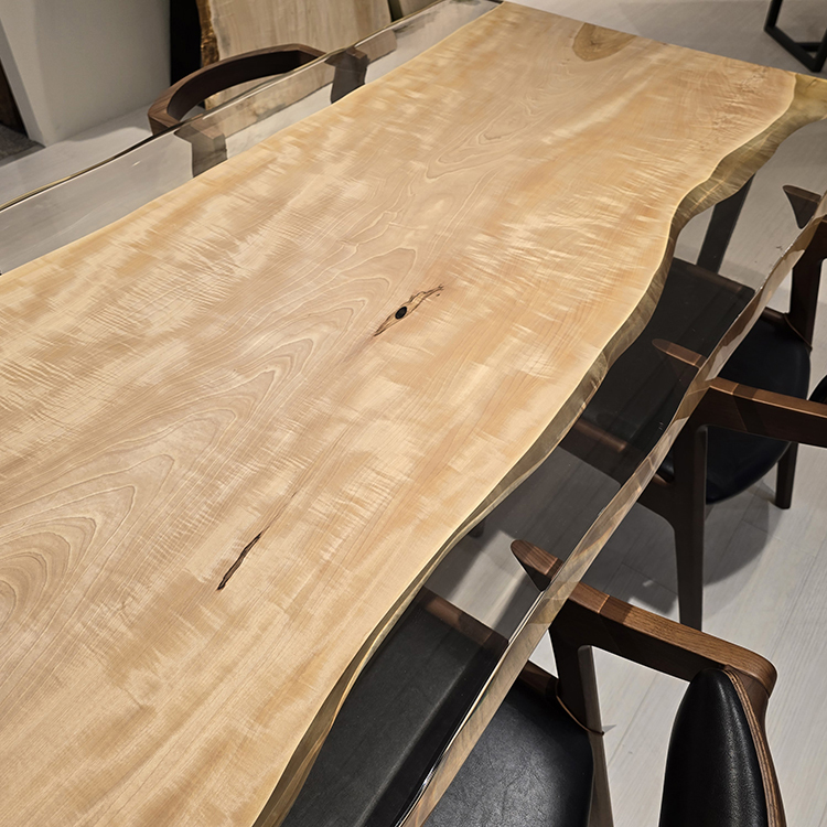 RESIN　トチ(杢)　529-4　(W200cm)