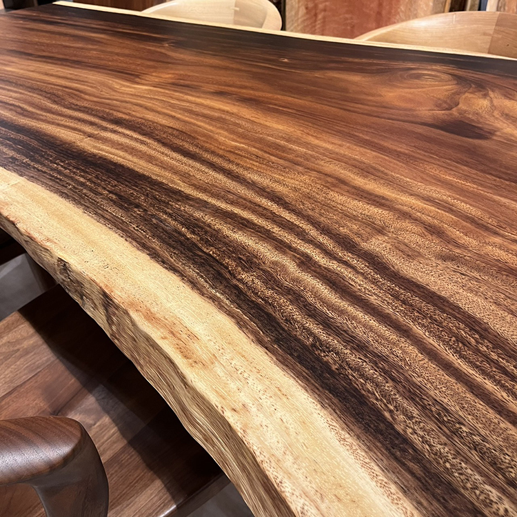 一枚板　モンキーポッド　K-GM-2303-46-2　(W180cm)