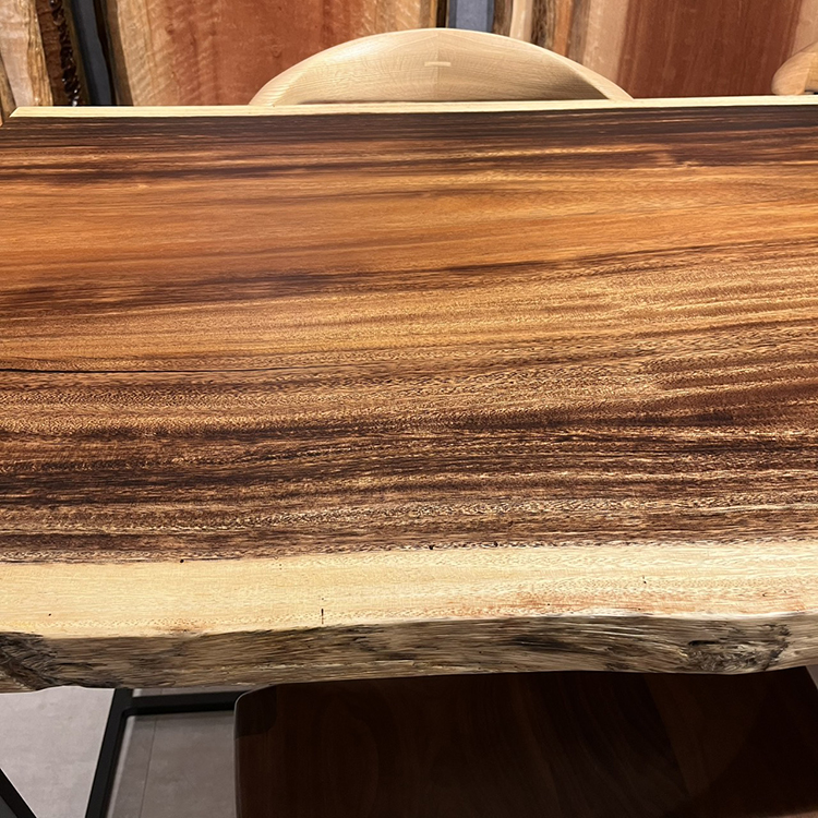 一枚板　モンキーポッド　K-GM-2303-46-2　(W180cm)