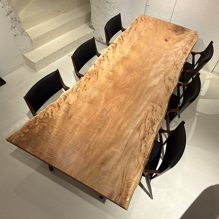 一枚板　メープル(杢)　K-GM-2303-1553　(W280cm)