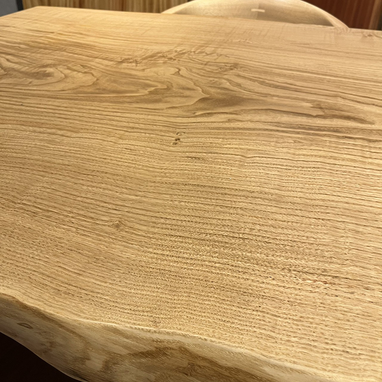 一枚板　クリ / 栗(杢)　K-GM-2303-32　(W200cm)