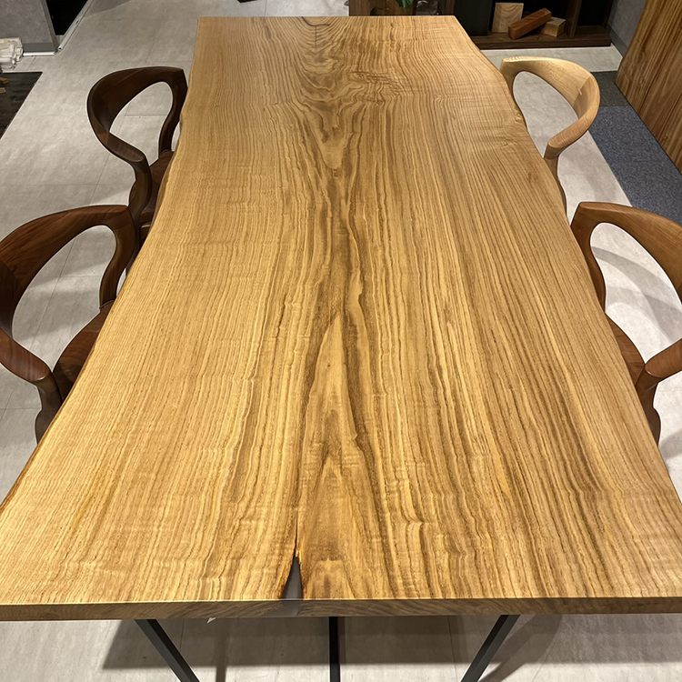 一枚板　クリ / 栗(杢)　K-GM-2303-32　(W200cm)