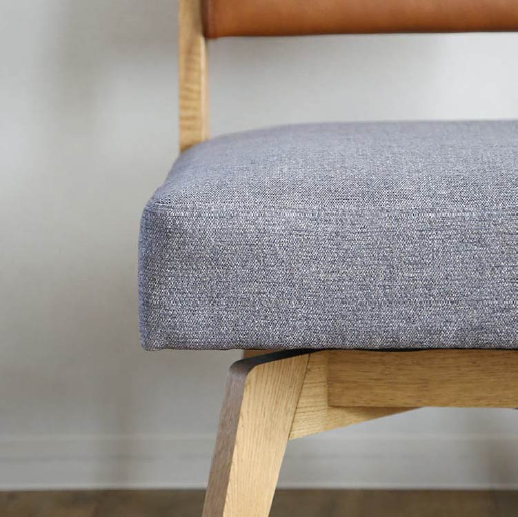 カイン 回転式ダイニングチェア 肘無