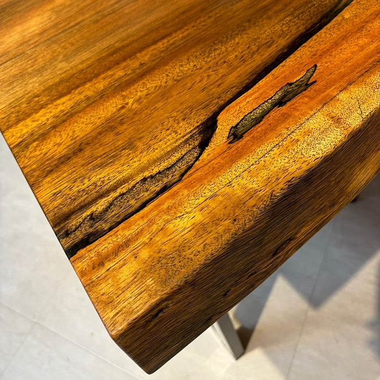 一枚板　パプアニューギニアウォールナット　101-2/4-14　(W160cm)