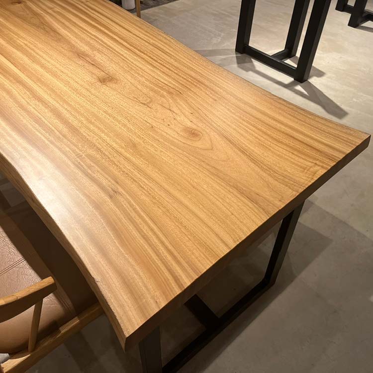 【SOLD OUT】一枚板　クス　268-1/2-9　(W165cm)　ダイニングテーブル