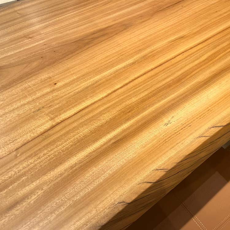 【SOLD OUT】一枚板　クス　268-1/2-9　(W165cm)　ダイニングテーブル