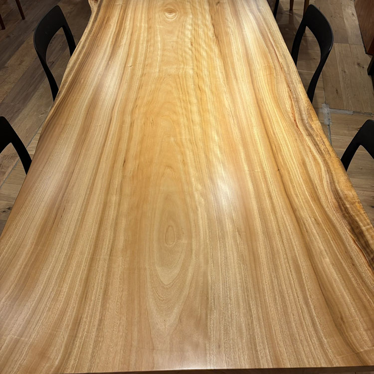 一枚板　クス / 楠　K-HN-2306-427　(W200cm)