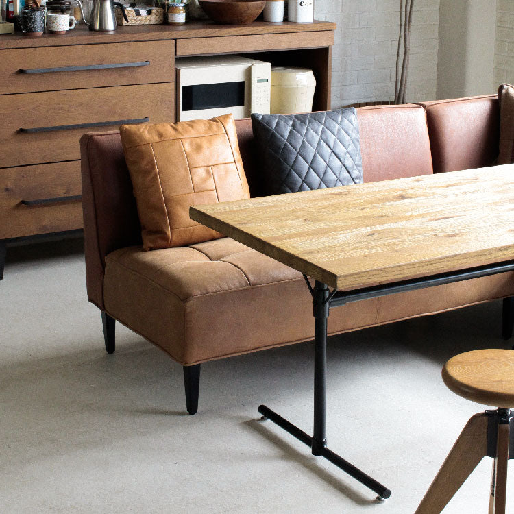 サング ダイニングテーブル