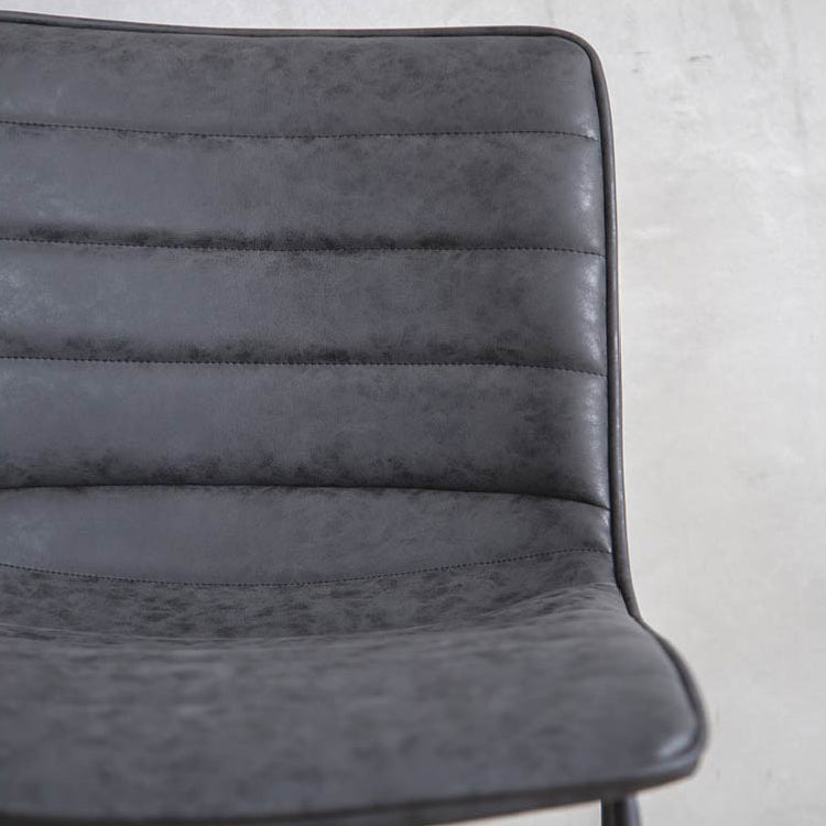 クロエダイニングチェア