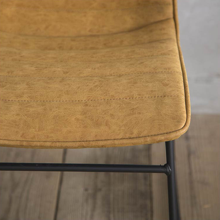 クロエダイニングチェア