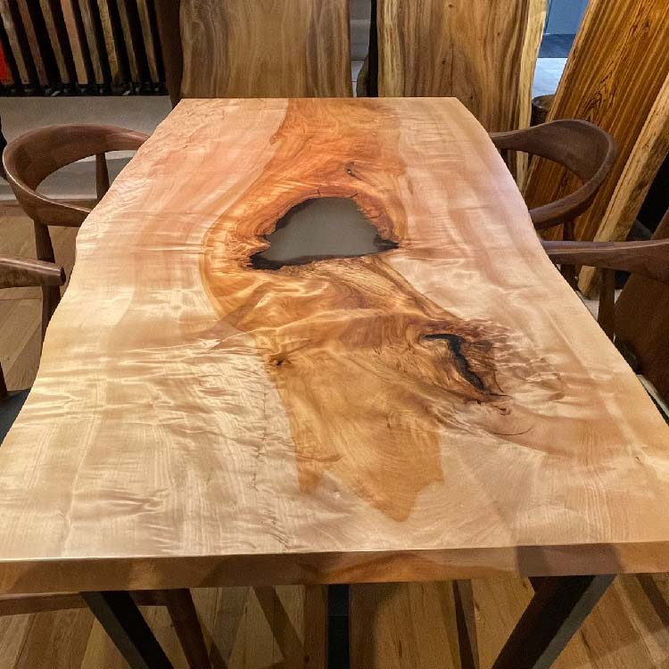 【SOLD OUT】一枚板　トチ　557-2/2-4　(W150cm)　ダイニングテーブル