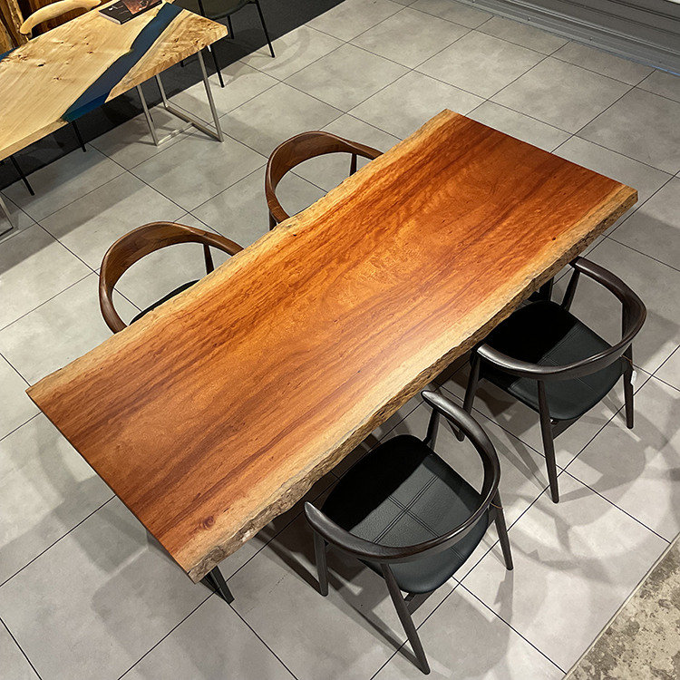 一枚板　ボセ(杢)　357-1/2-11　(W210cm)