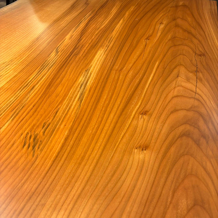 【SOLD OUT】一枚板　カツラ　937-3　(W130cm)　ローテーブル