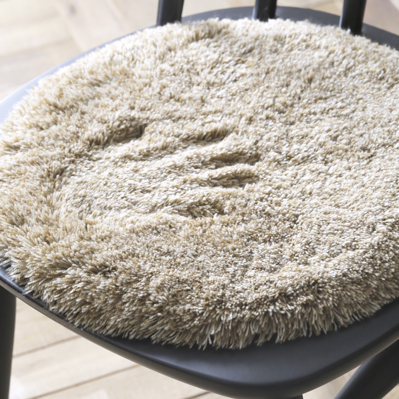 洗えるチェアー ラグ