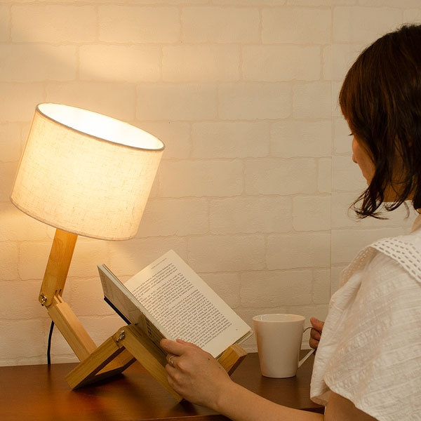 ウッドマン テーブルランプ