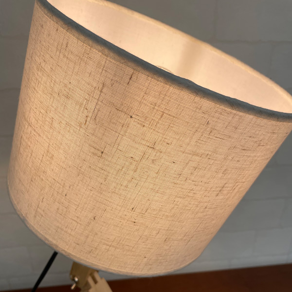 ウッドマン テーブルランプ