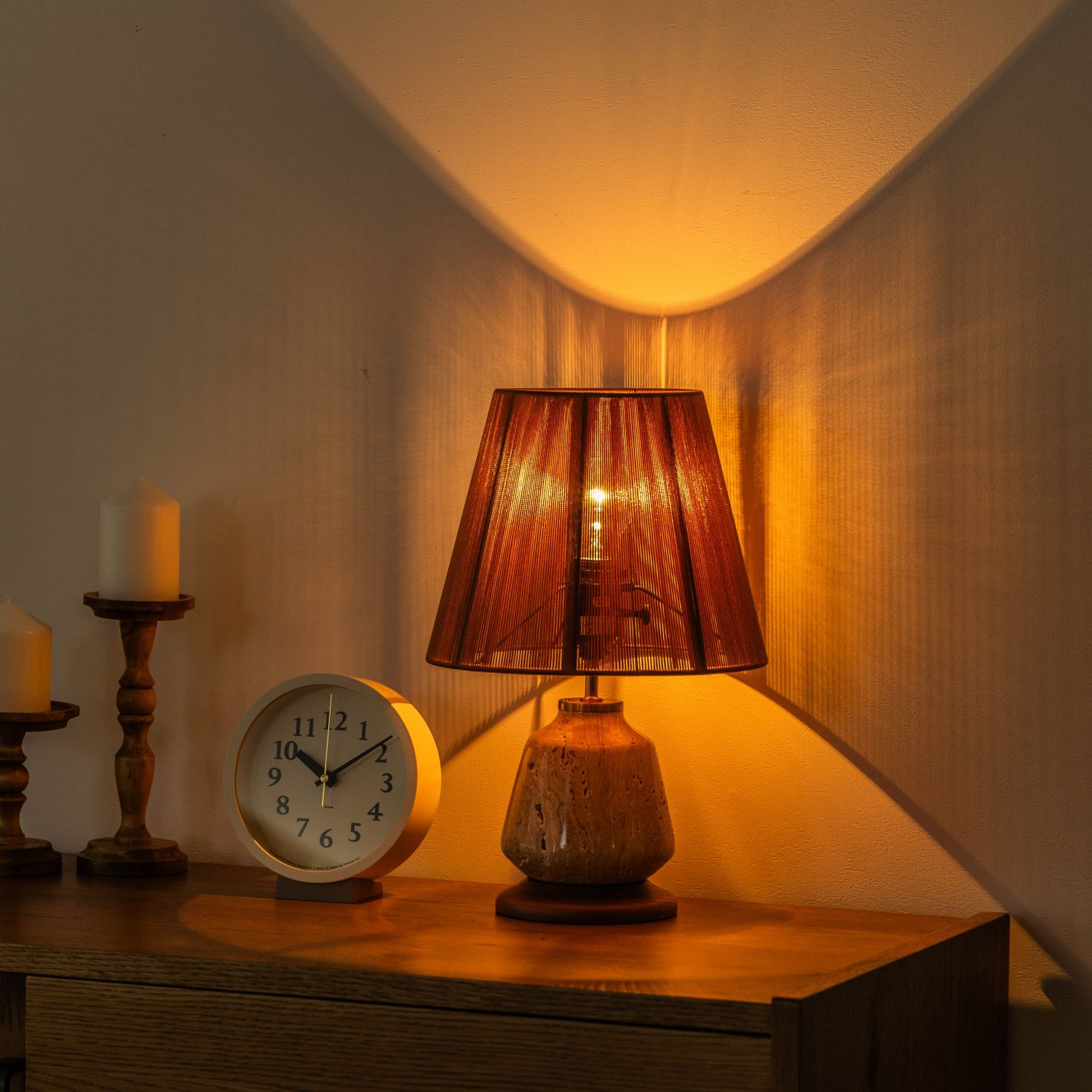 ヌオラ テーブルランプ