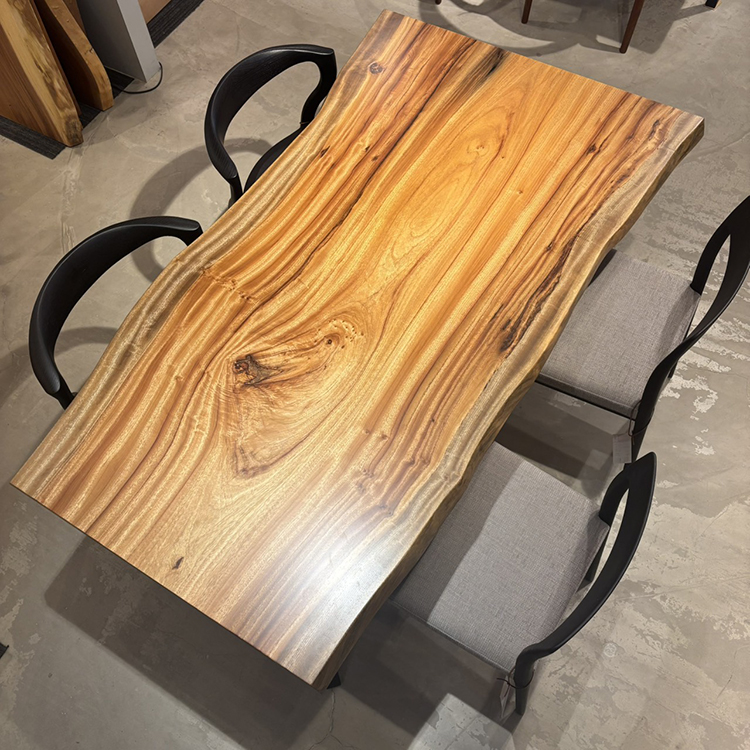 一枚板　クス / 楠　1736-7　(W160cm)