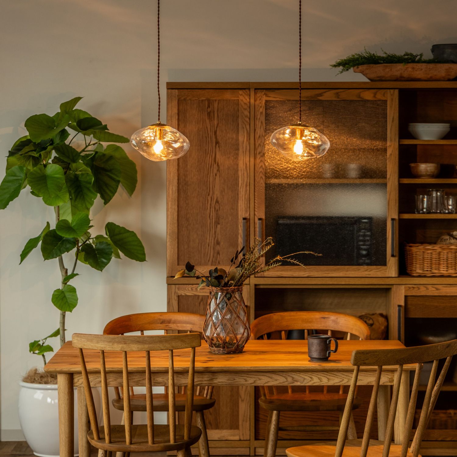 ネロン ペンダントランプ