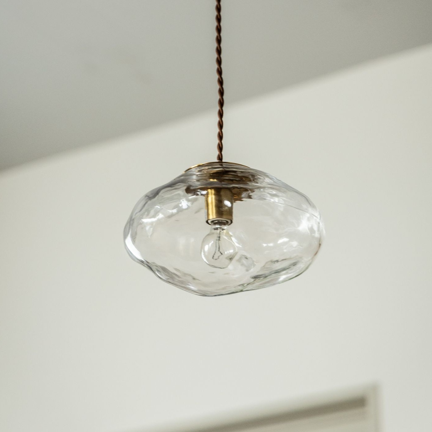 ネロン ペンダントランプ