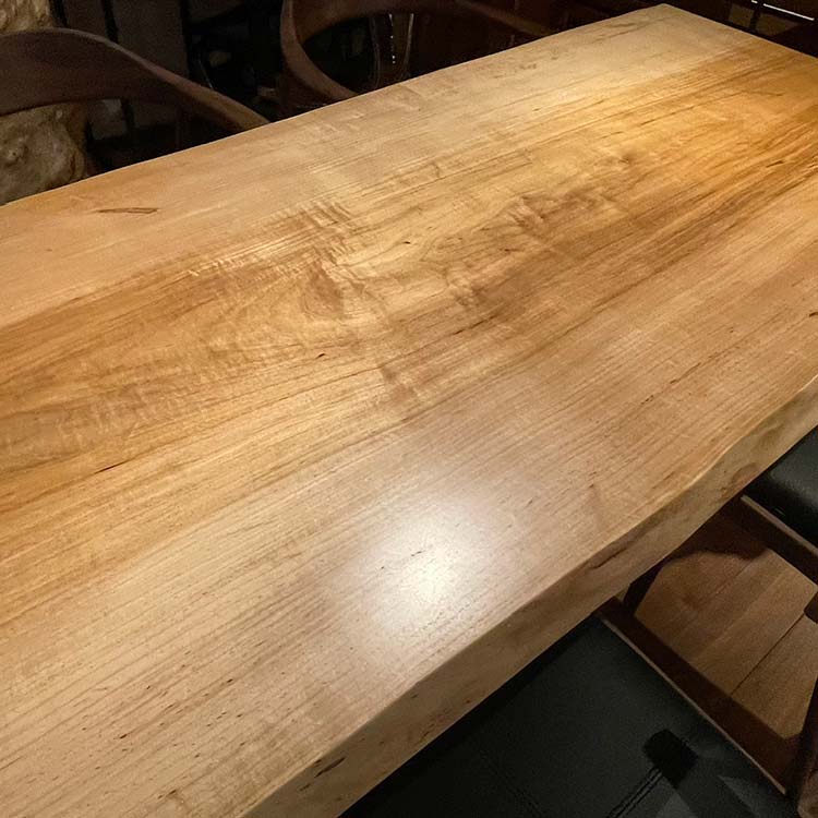 【SOLD OUT】一枚板　ソフトメープル　B58-4　(W165cm)　ダイニングテーブル