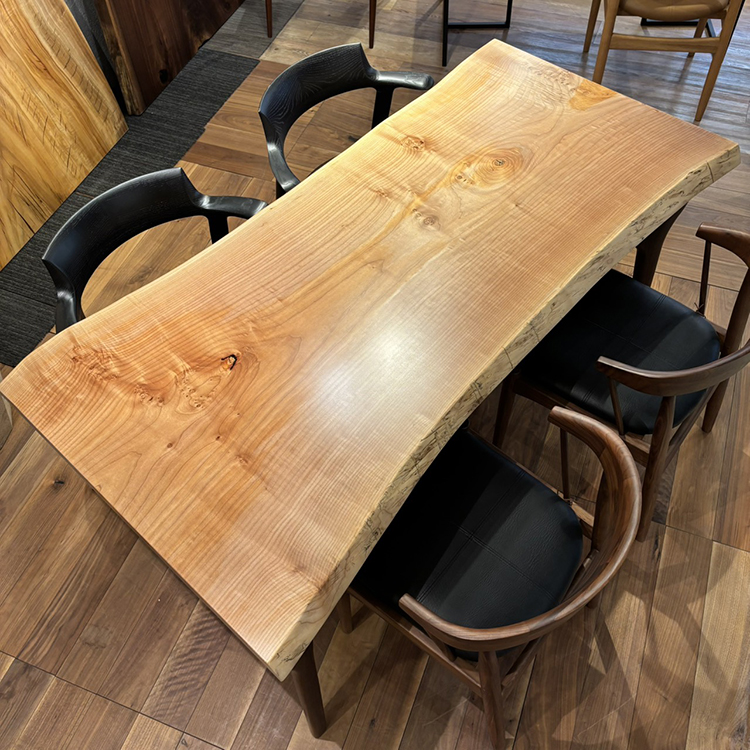 一枚板　ビッグリーフメープル　4-4　(W165cm)　ダイニングテーブル
