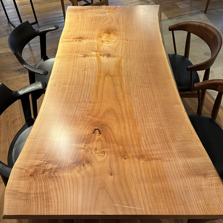 一枚板　ビッグリーフメープル　4-4　(W165cm)　ダイニングテーブル