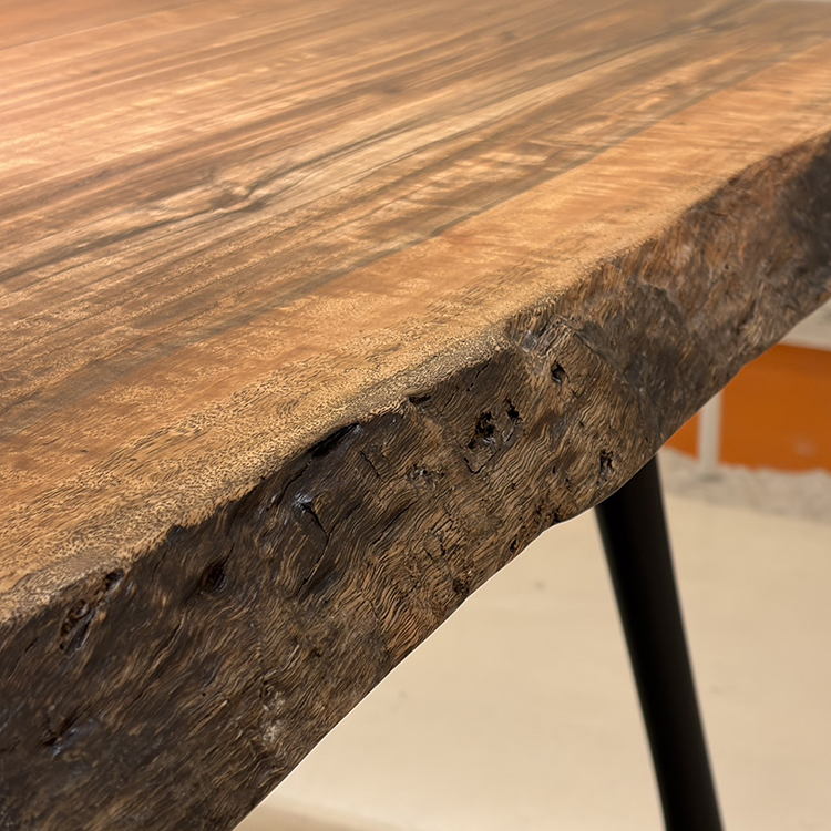 一枚板　パプアニューギニアウォールナット(杢)　5013-18　(W230cm)