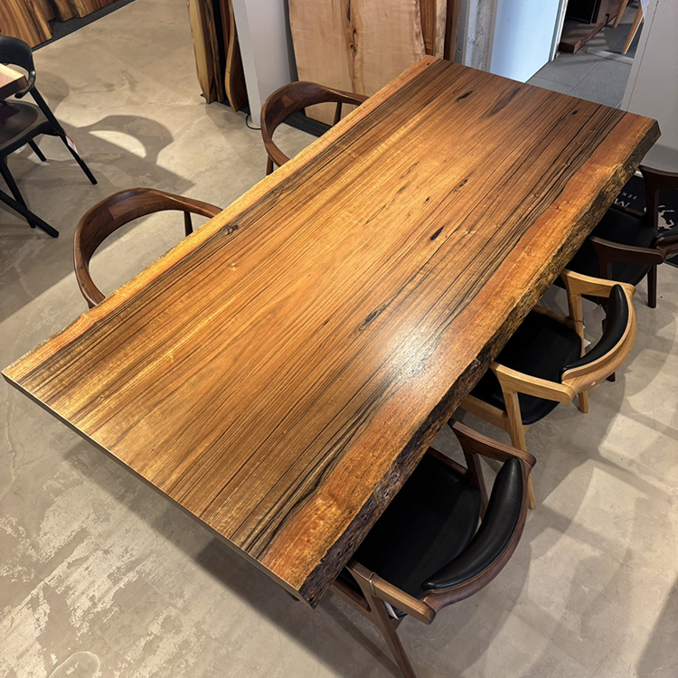 一枚板　パプアニューギニアウォールナット　102-11-1　(W220cm)　ダイニングテーブル