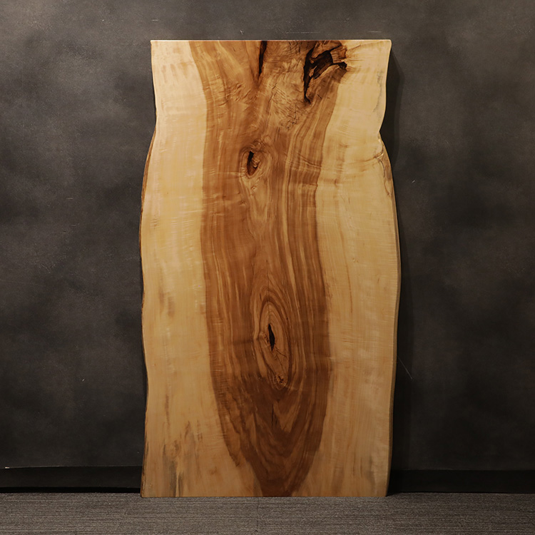 一枚板　トチ / 栃(杢)　K-GM-2311-471　(W180cm)