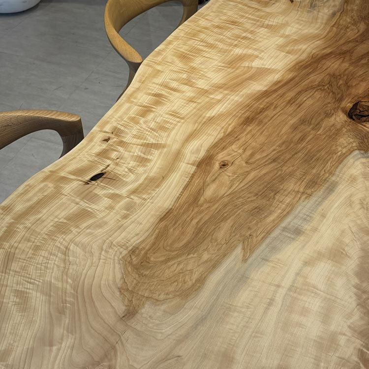 一枚板　トチ / 栃　501-5　(W200cm)