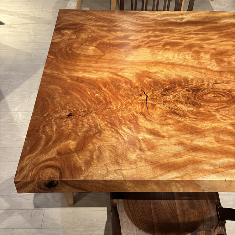 一枚板 ミズメザクラ / 水目桜(杢) 467-8 (W180cm)