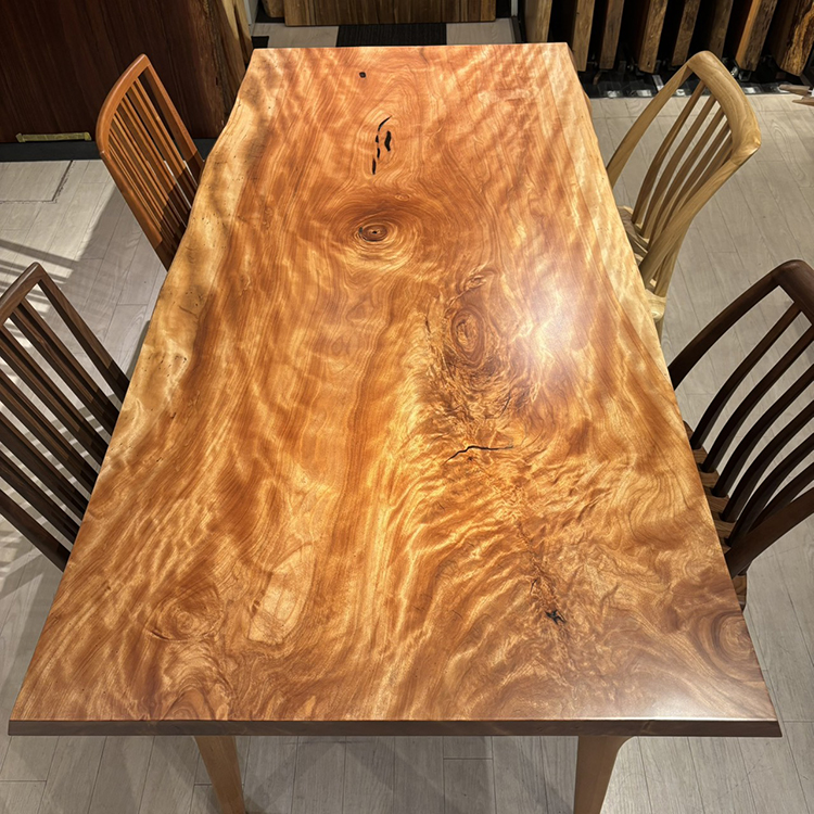 一枚板 ミズメザクラ / 水目桜(杢) 467-8 (W180cm)