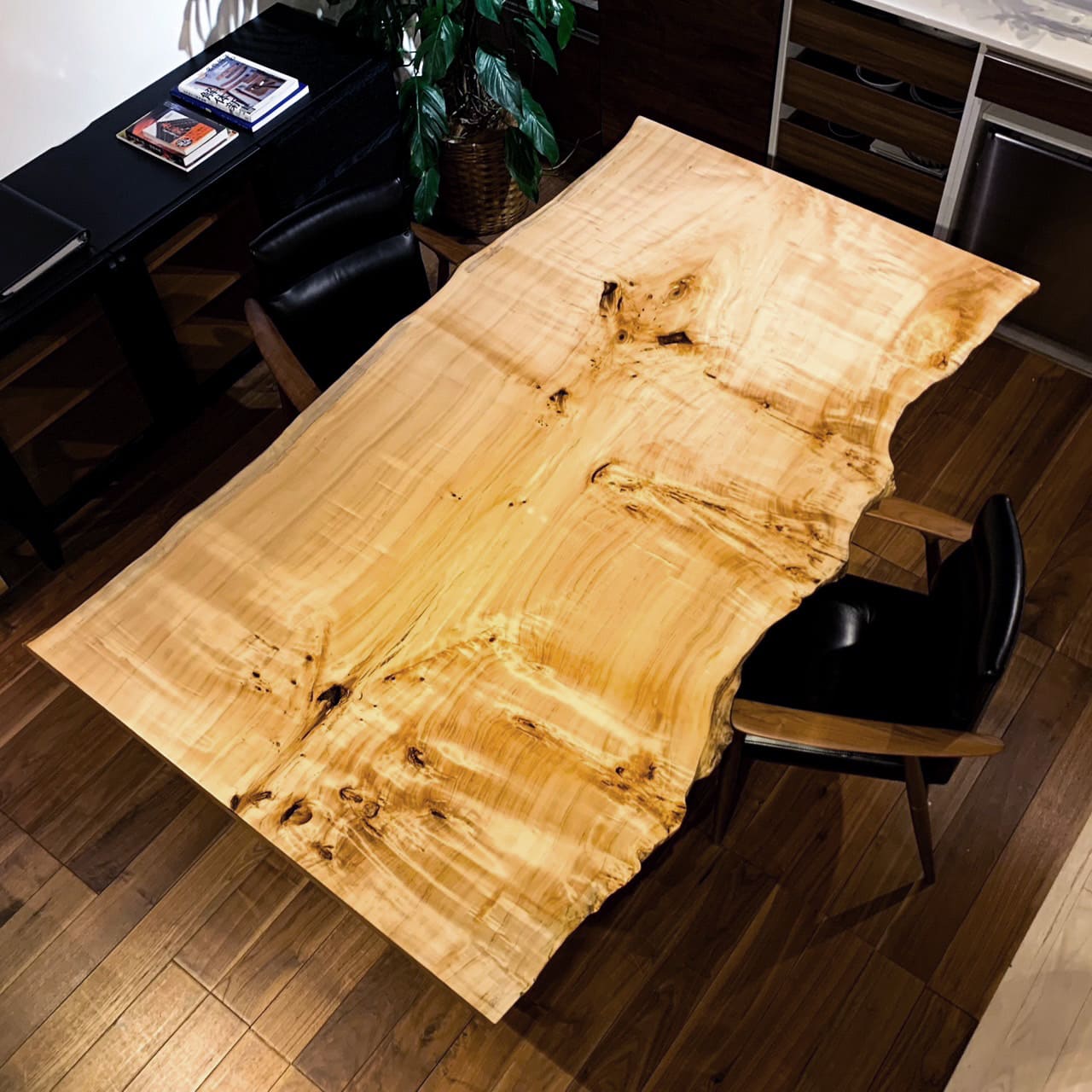 【SOLD OUT】一枚板　ポプラ(杢)　265-8　(W200cm)　ダイニングテーブル