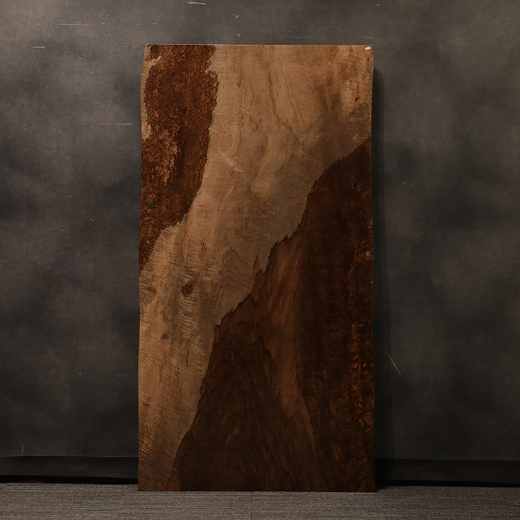 一枚板　マンゴ(杢)　IW-15　(W180cm)
