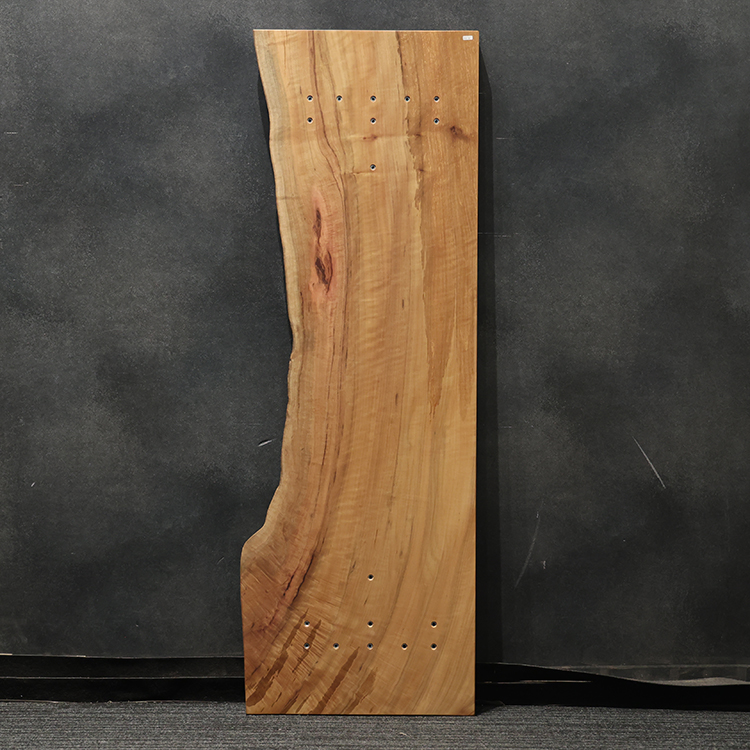 一枚板　タブ / 椨(杢)　33-4　(W145cm)