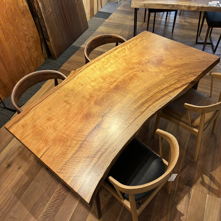 一枚板　タブ / 椨(杢)　33-7　(W170cm)