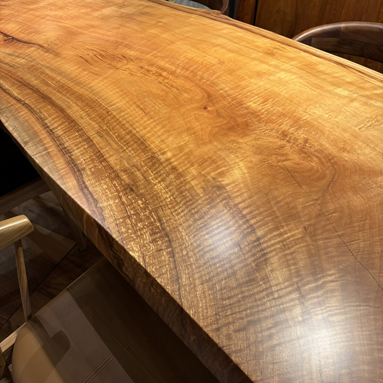 一枚板　タブ / 椨(杢)　33-7　(W170cm)