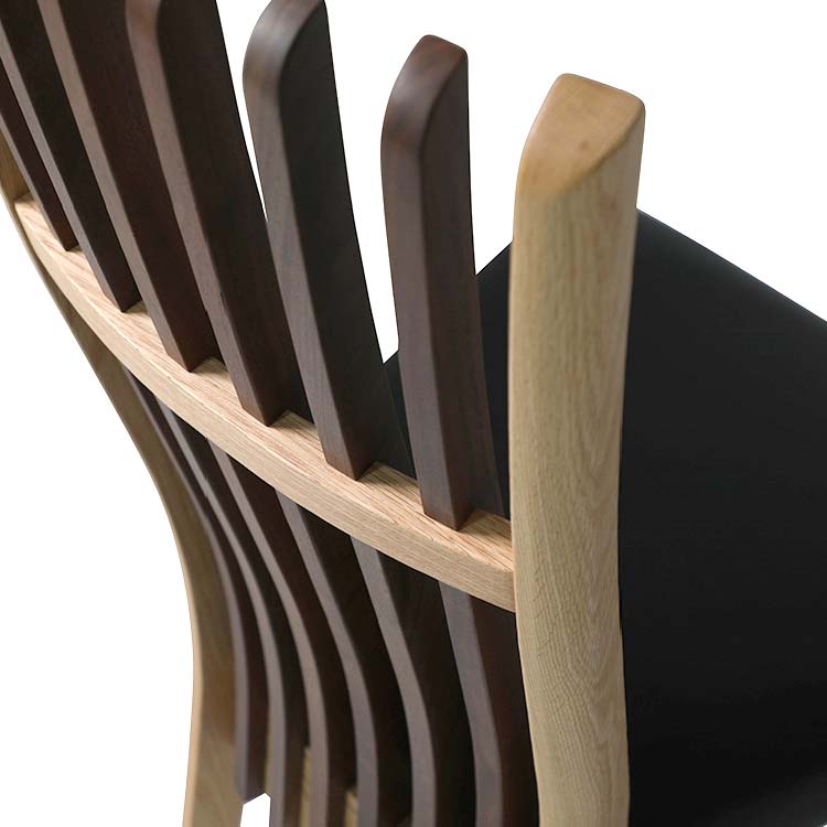 シナリ　ダイニングチェア　ウォールナット/レッドオーク