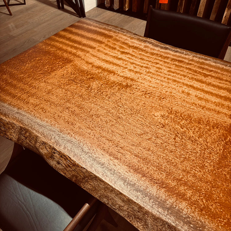 一枚板　サペリ(杢）　K-HN-2112-2004　(W210cm)