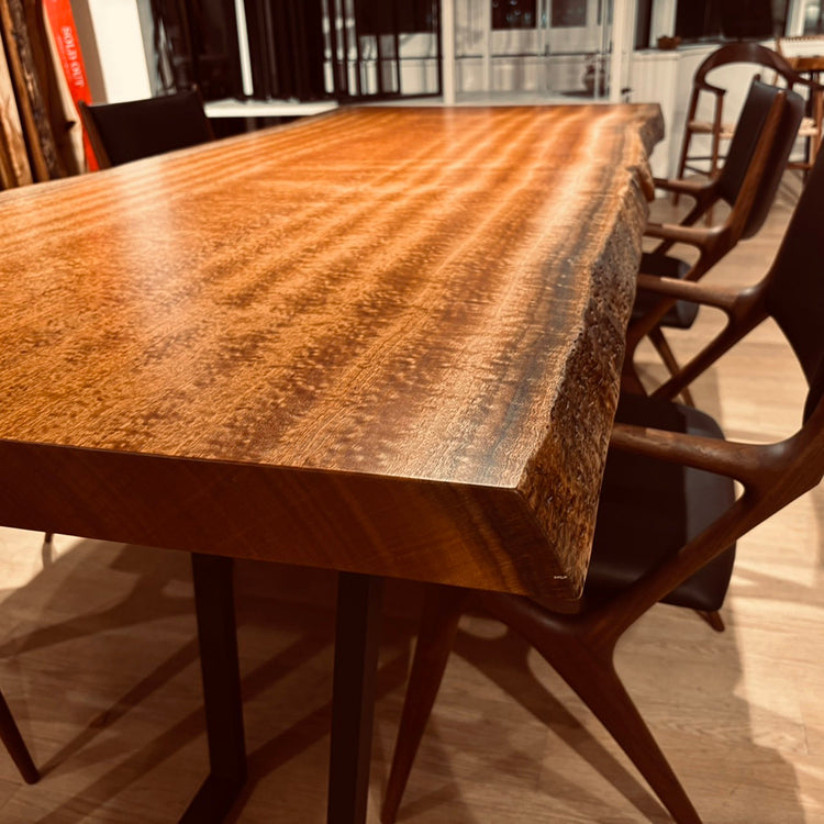 一枚板　サペリ(杢）　K-HN-2112-2004　(W210cm)