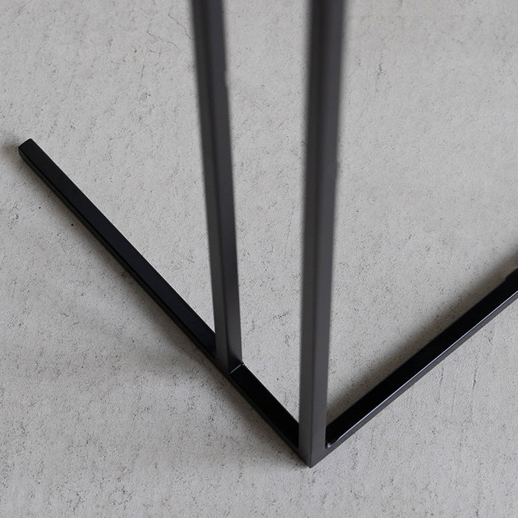 ムスカ サイドテーブル