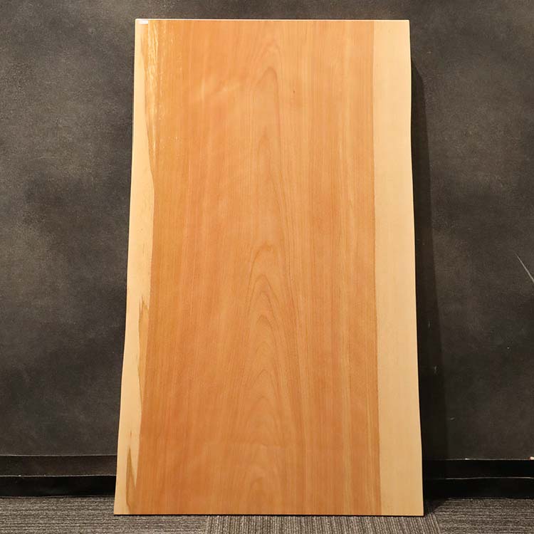 【SOLD OUT】一枚板　マカバ / 真樺　5395-10-1　(W110cm)　ローテーブル